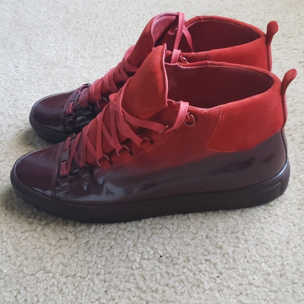 Making room, for New kicks! - Picture 2 of 4